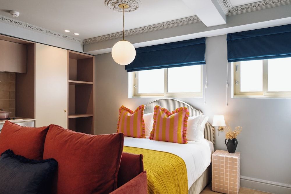 Standard Room, 1 Queen Bed