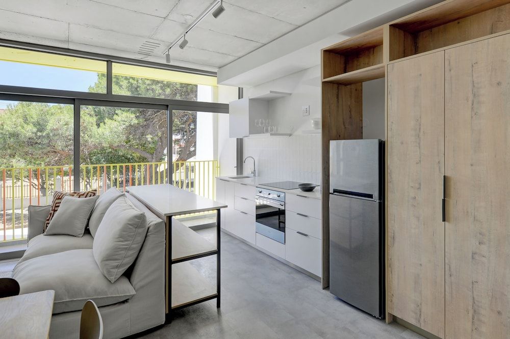 SIX ON N - Fluent Serviced Apartments Studio 10