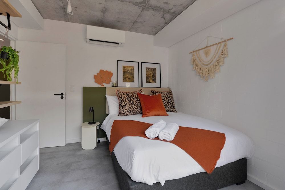 SIX ON N - Fluent Serviced Apartments Two Bedroom 8