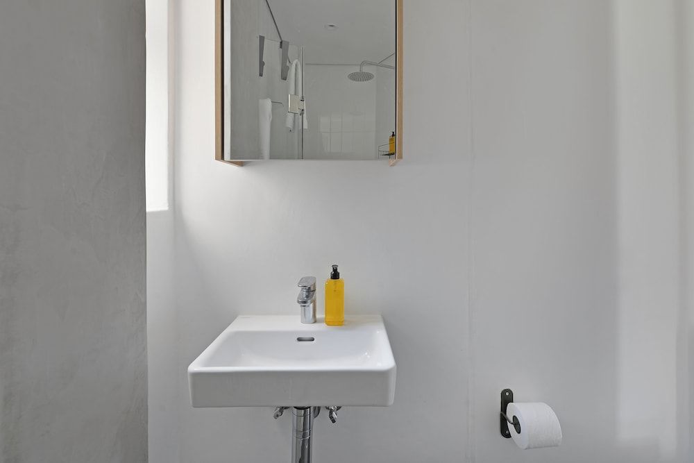 SIX ON N - Fluent Serviced Apartments Studio 7