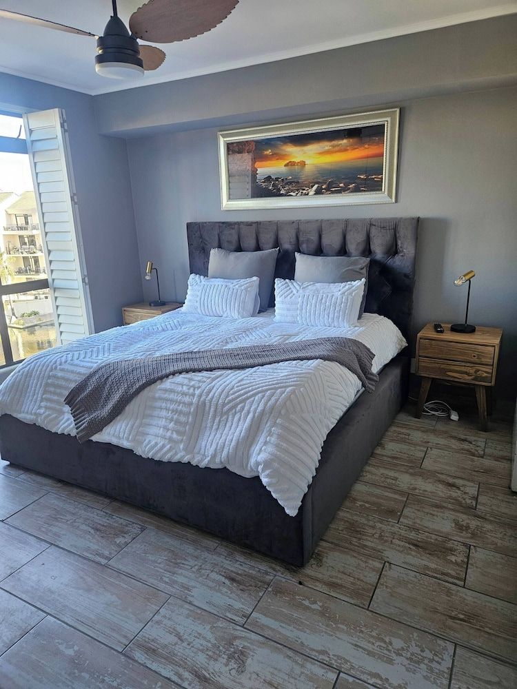 Apartment, 2 Bedrooms, Balcony, Lake View