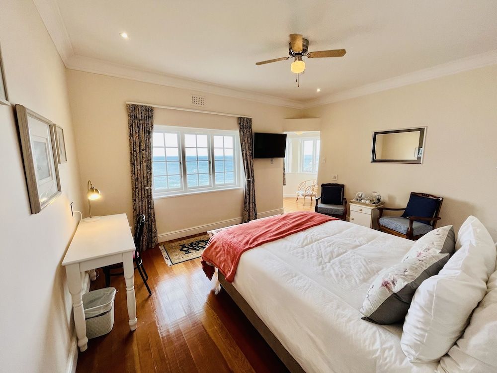 2 - Nyambe Room, Premium Sea View
