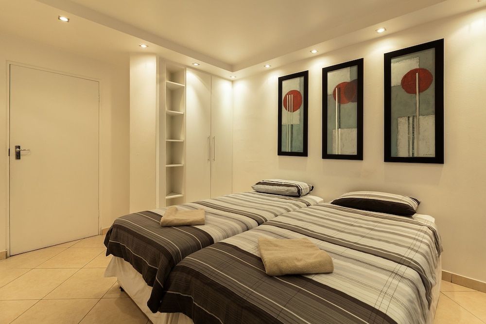 Superior Apartment, 3 Bedrooms, Sea View, Beachfront