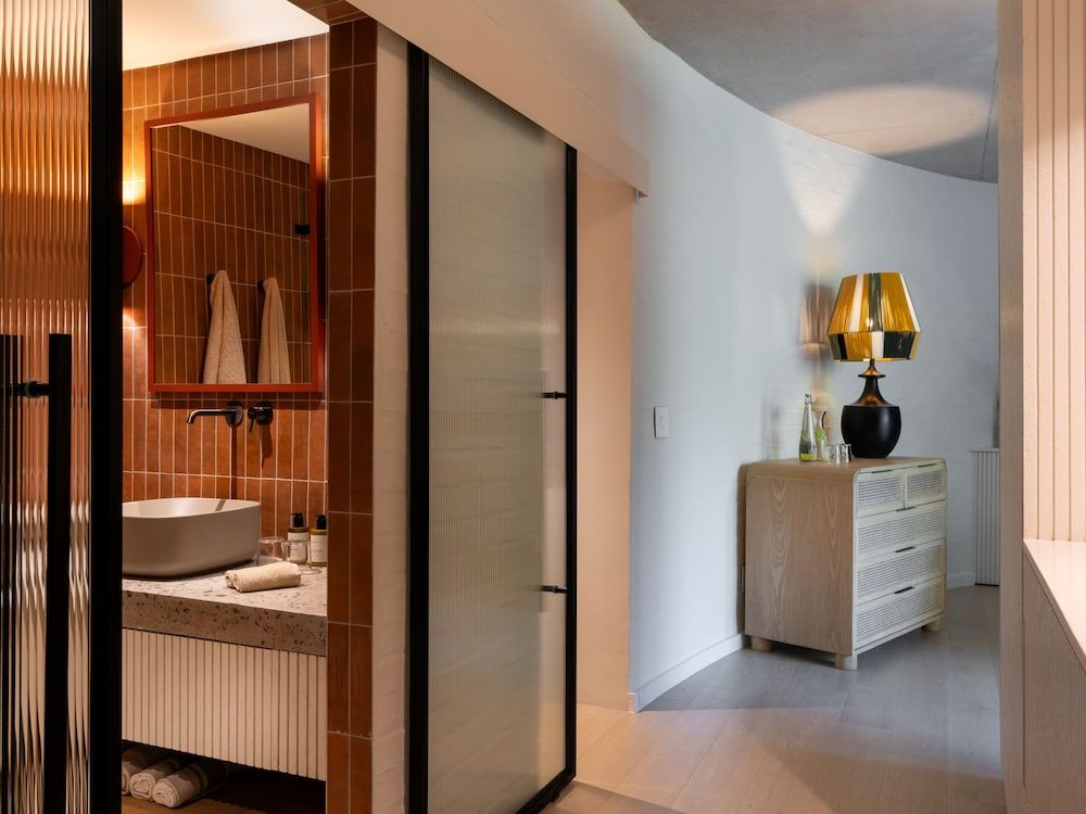 Future Found Sanctuary, Luxury Boutique Hotel By NEWMARK Earth Forest Pod 4