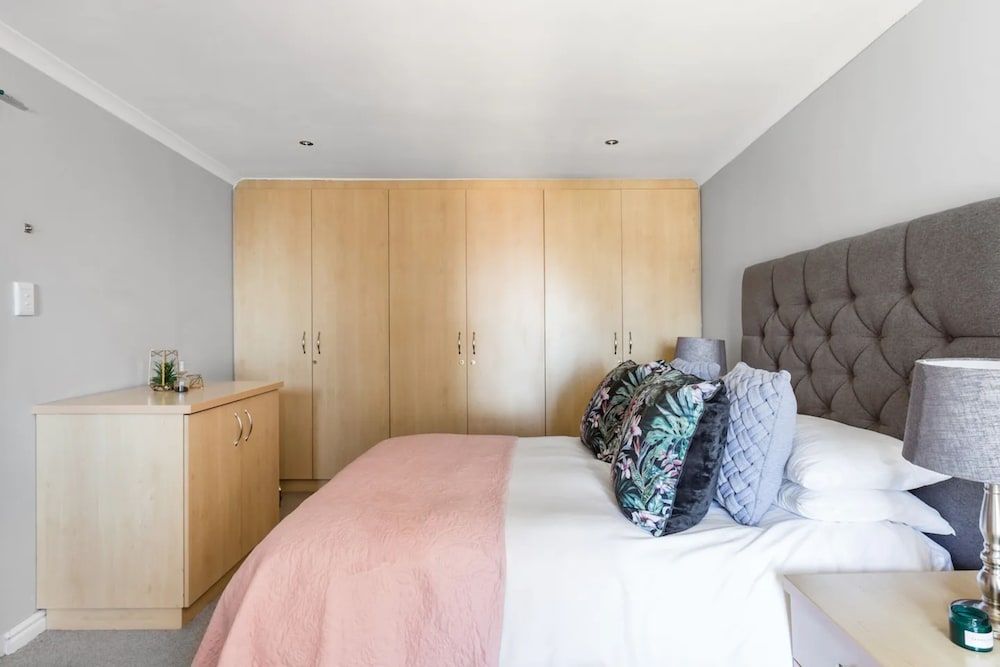 Basic House, Multiple Beds