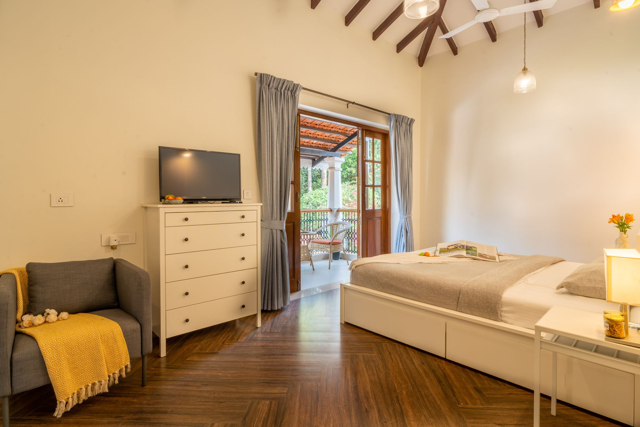  Elivass 4 BHK with Pvt Pool in Arpora | Lumin 4 BHK with Pvt Pool  5