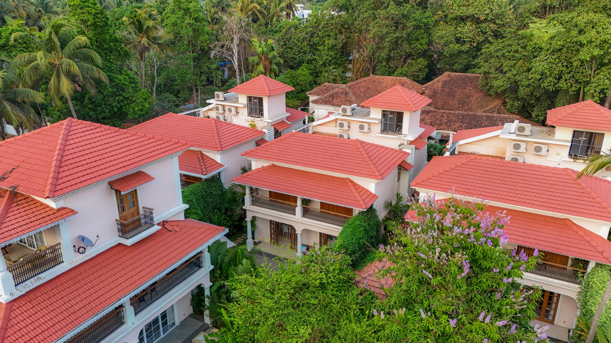  Elivass 4 BHK with Pvt Pool in Arpora | Lumin