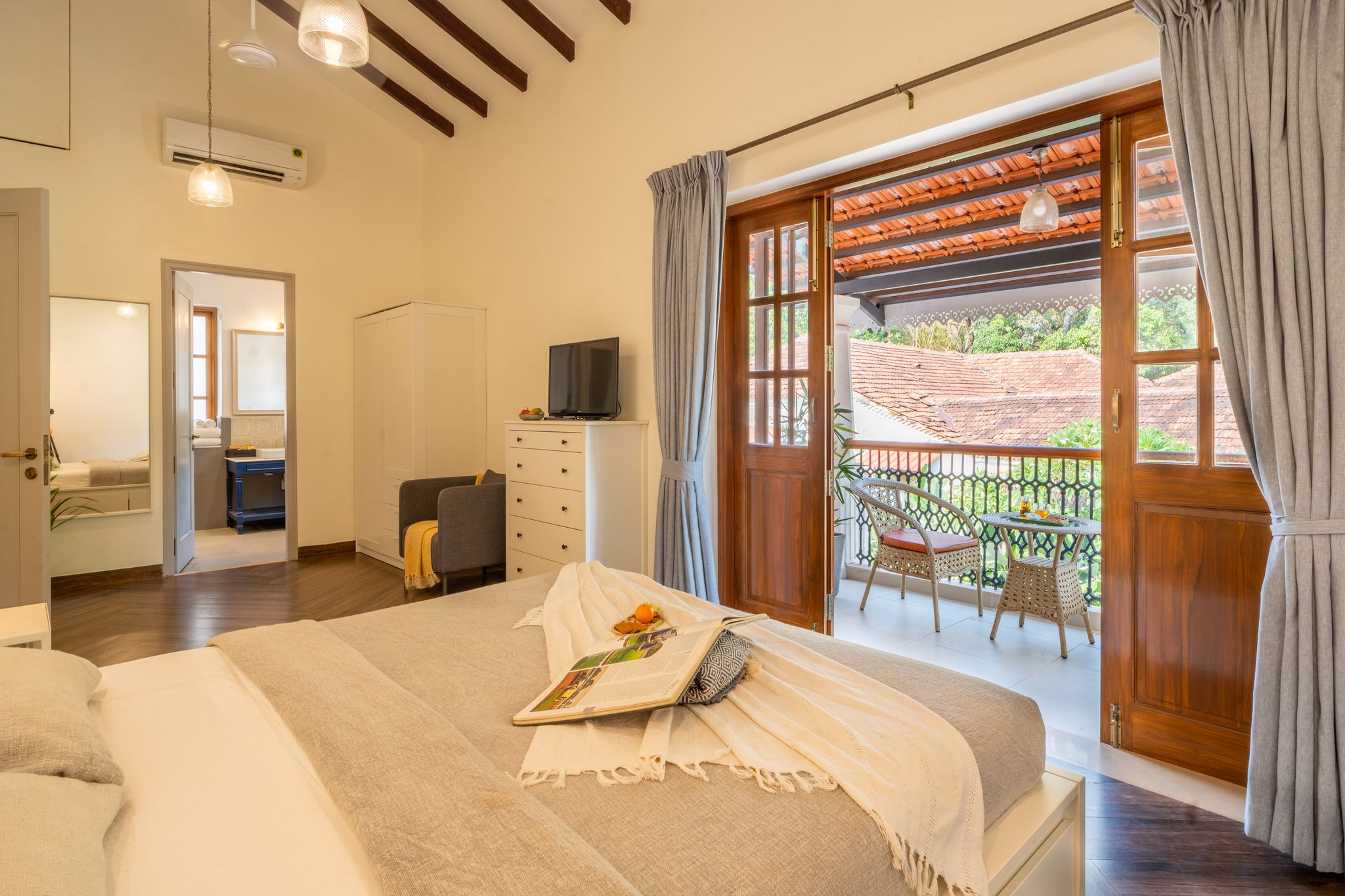  Elivass 4 BHK with Pvt Pool in Arpora | Lumin 4 BHK with Pvt Pool  3