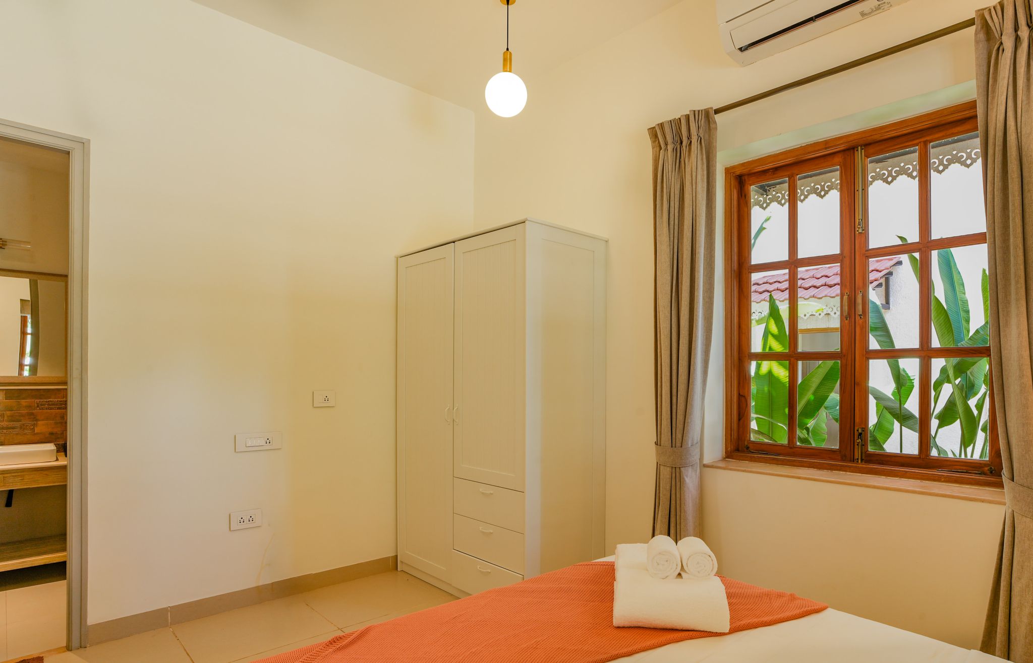  Elivass 4 BHK with Pvt Pool in Arpora | Lumin 4 BHK with Pvt Pool  13