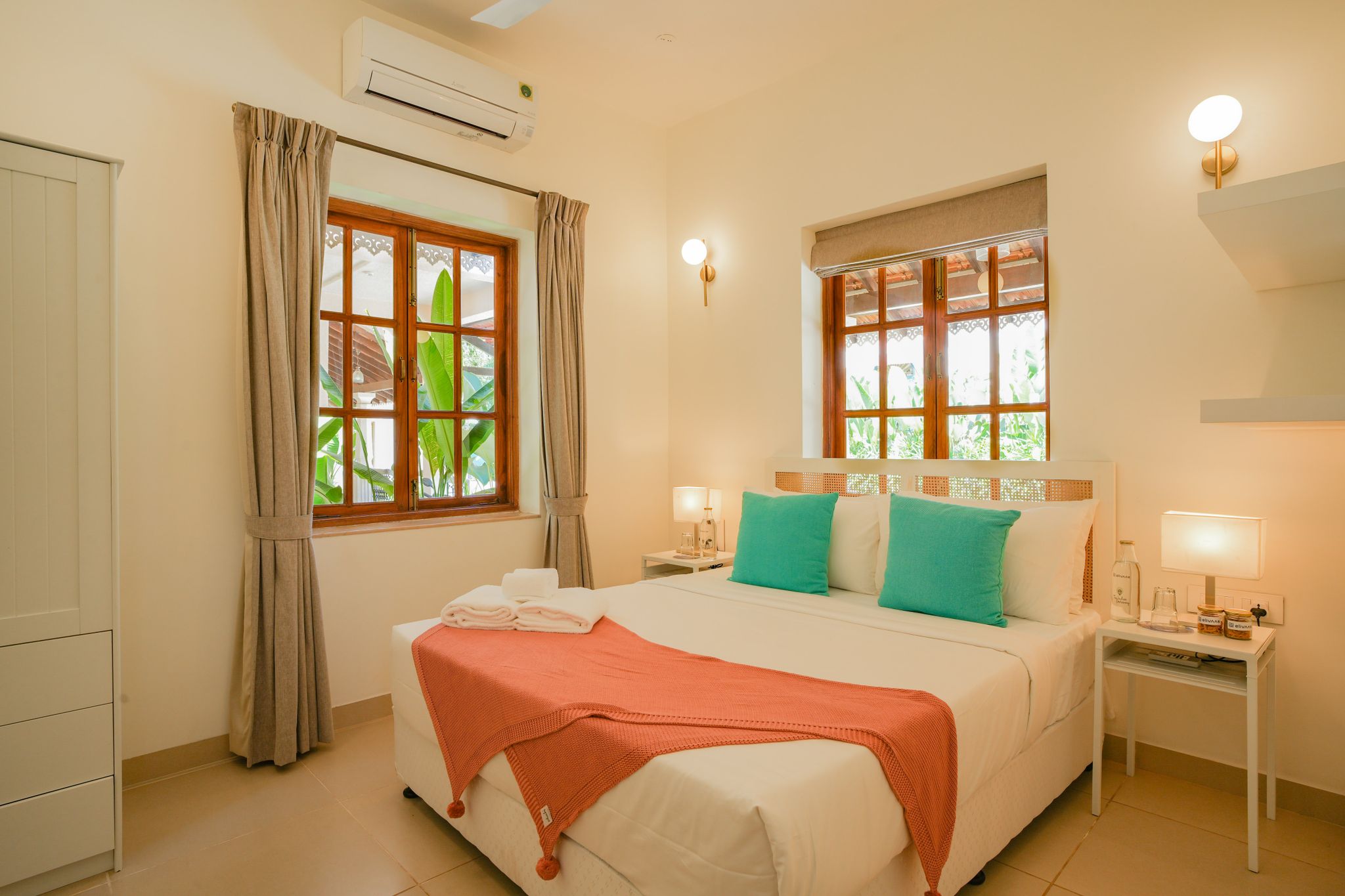  Elivass 4 BHK with Pvt Pool in Arpora | Lumin 4 BHK with Pvt Pool 