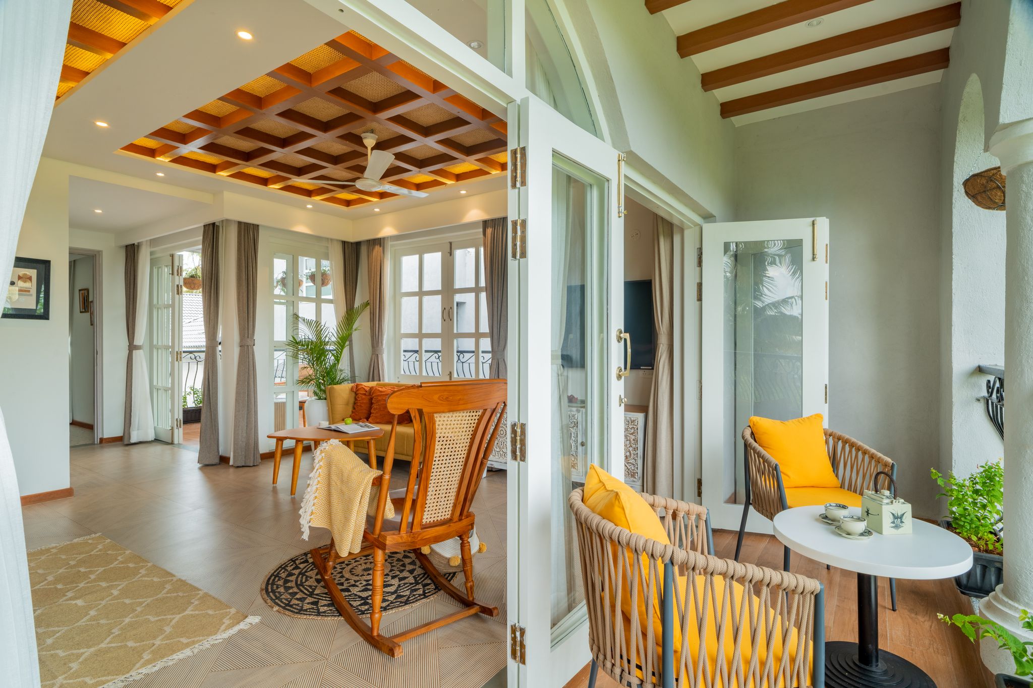 ELIVAAS Vacasa 5 BHK Villa with Pvt Pool