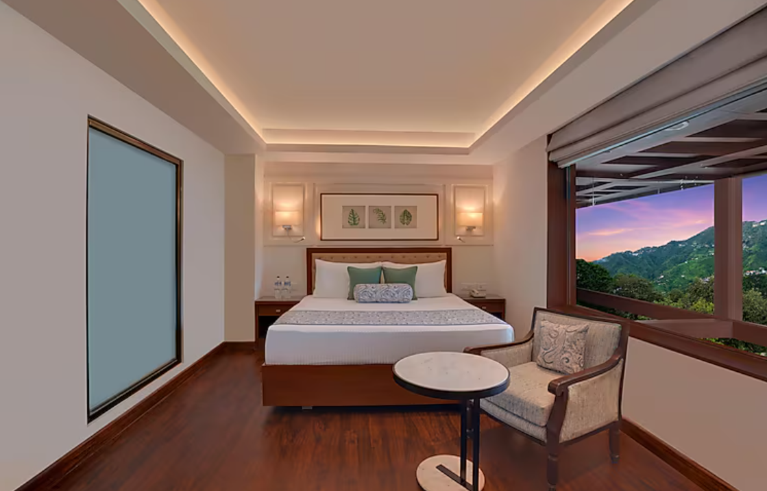 Deluxe King Room with Valley View
