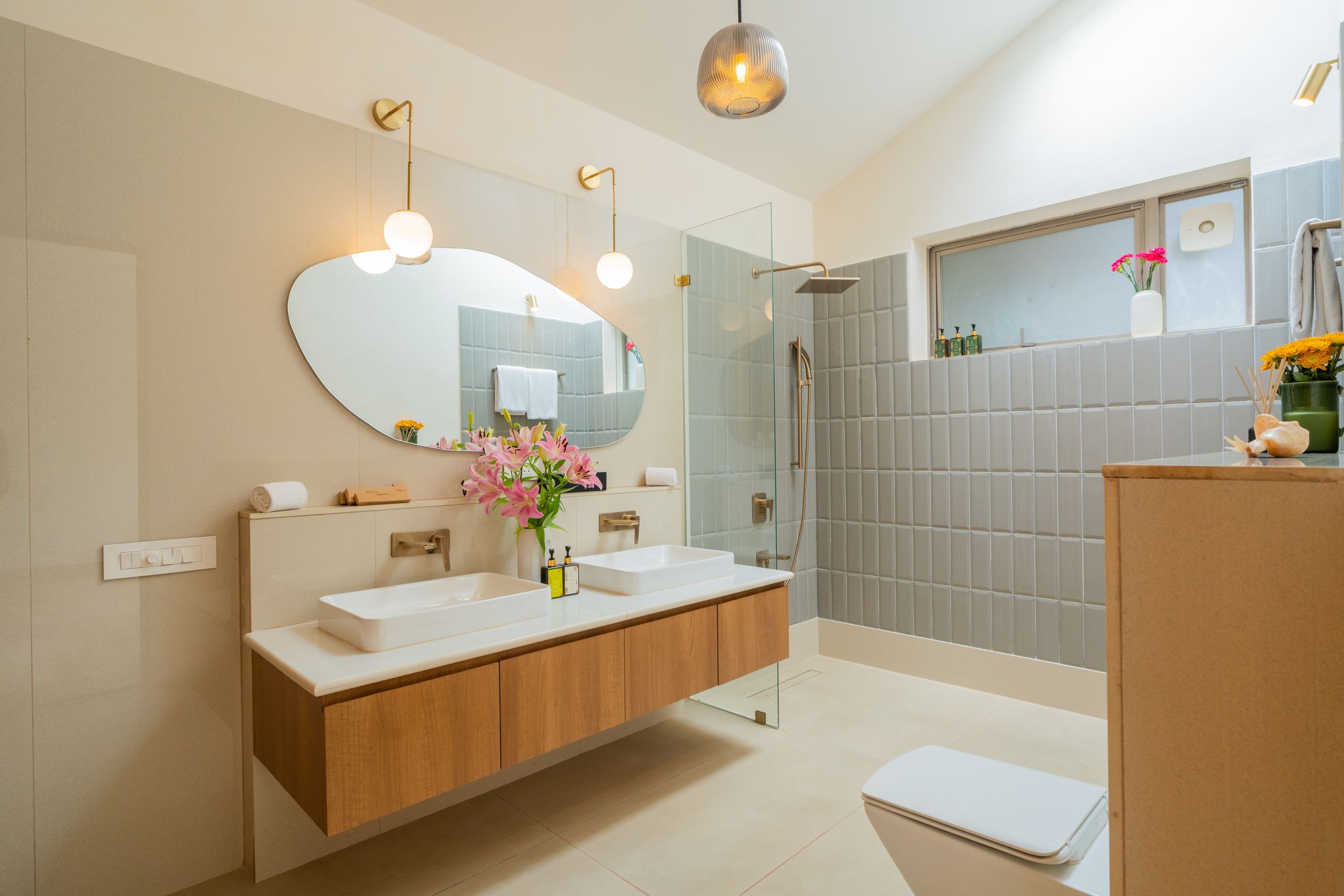 ELIVAAS 3 BHK with Pvt Pool | Mirai Gemini 3 BHK with Pvt Pool 15