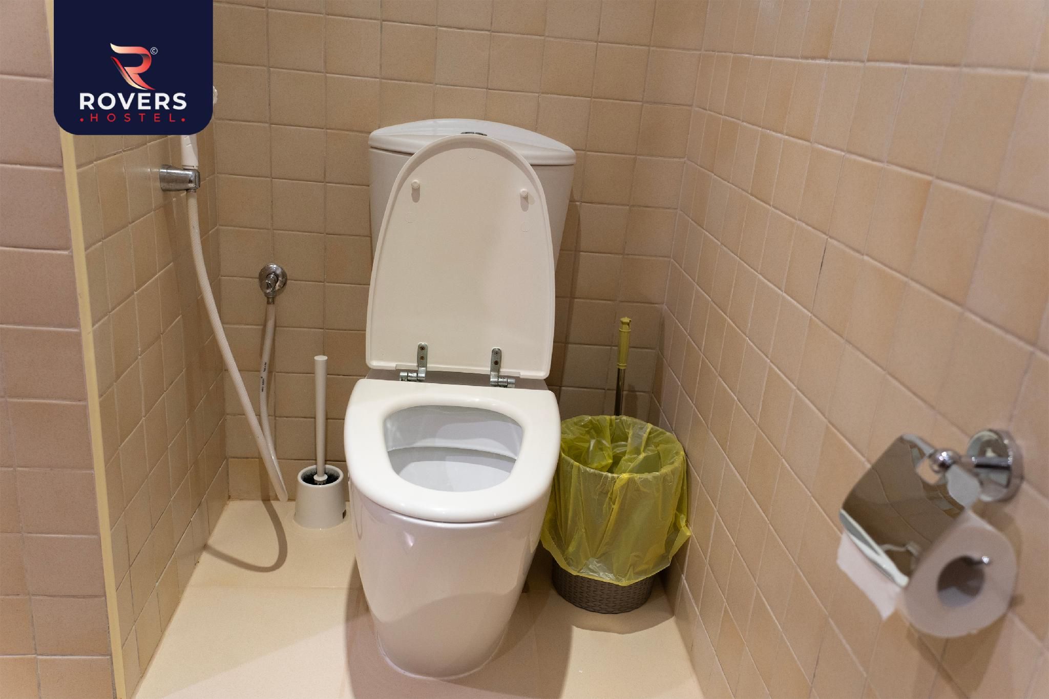 Rovers Beach Hostel JBR