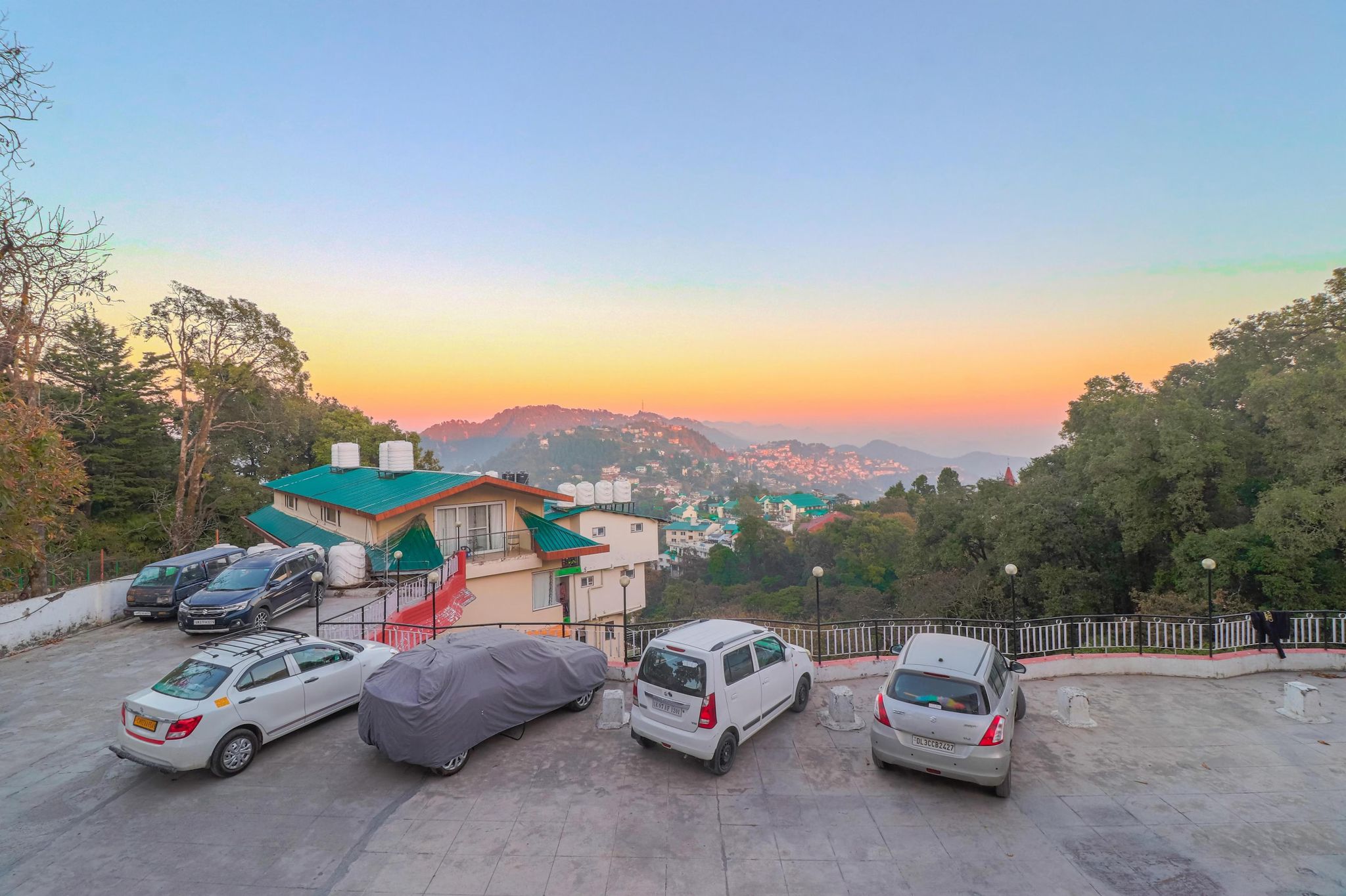 Hotel Ambica Palace by LA Casa