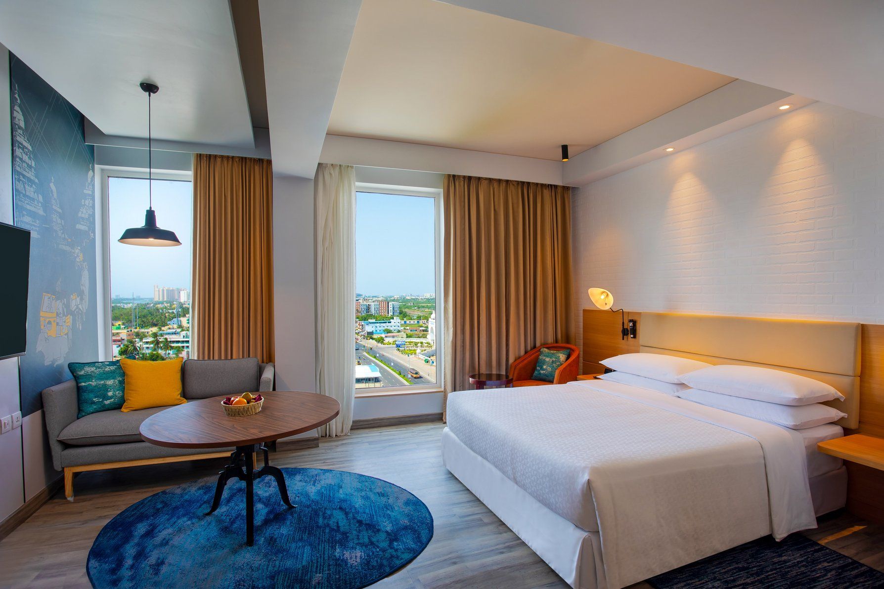 Larger Guest room, 1 King