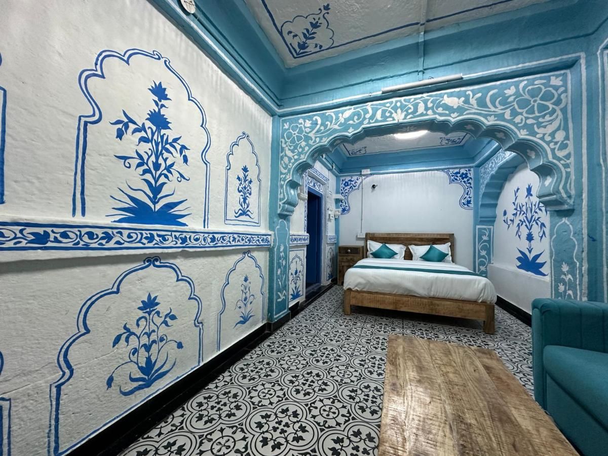 Storica Stays Superior Heritage Double Bed