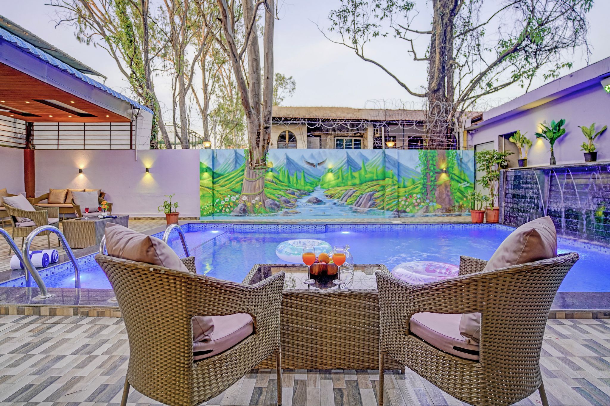 Pool