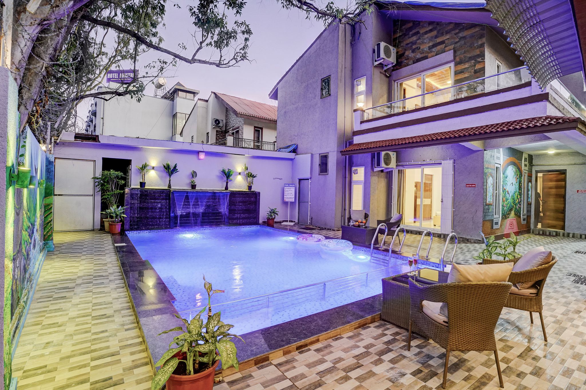 Pool