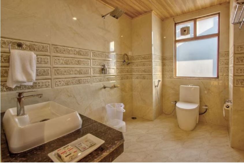 Family Suite (Valley View and Private Balcony)