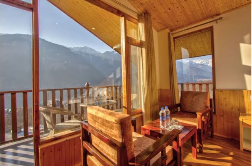 Family Suite (Valley View and Private Balcony)