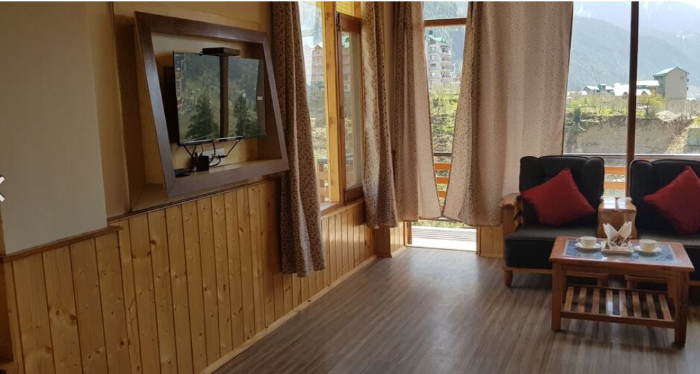 Deluxe Room with Private Balcony