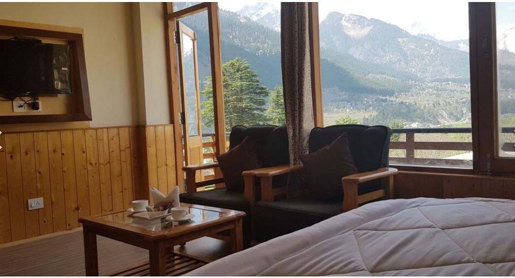 Deluxe Room with Private Balcony