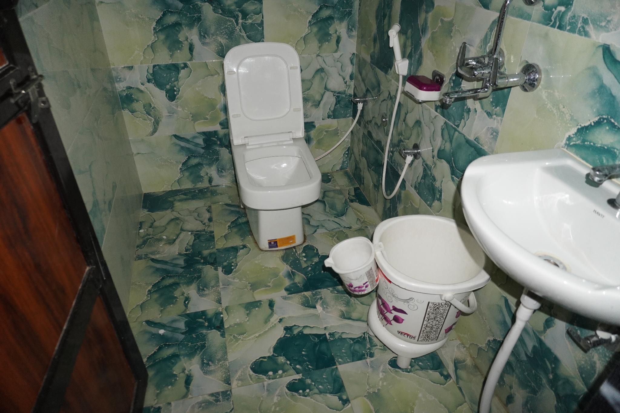 Triple Bed Room With Air Conditioning