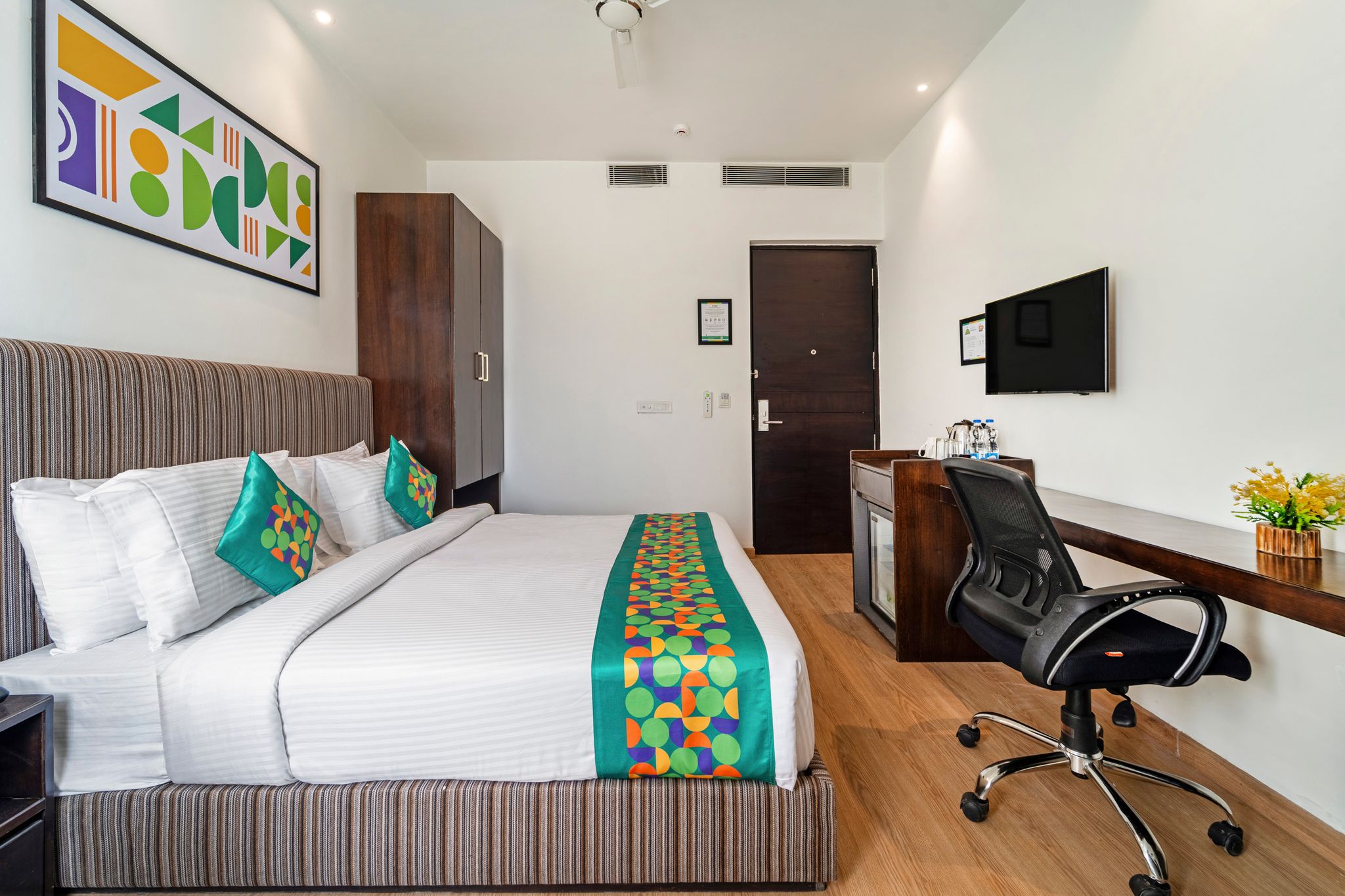 Treebo Premium The Mustard Inn Lawrence Road Standard Room