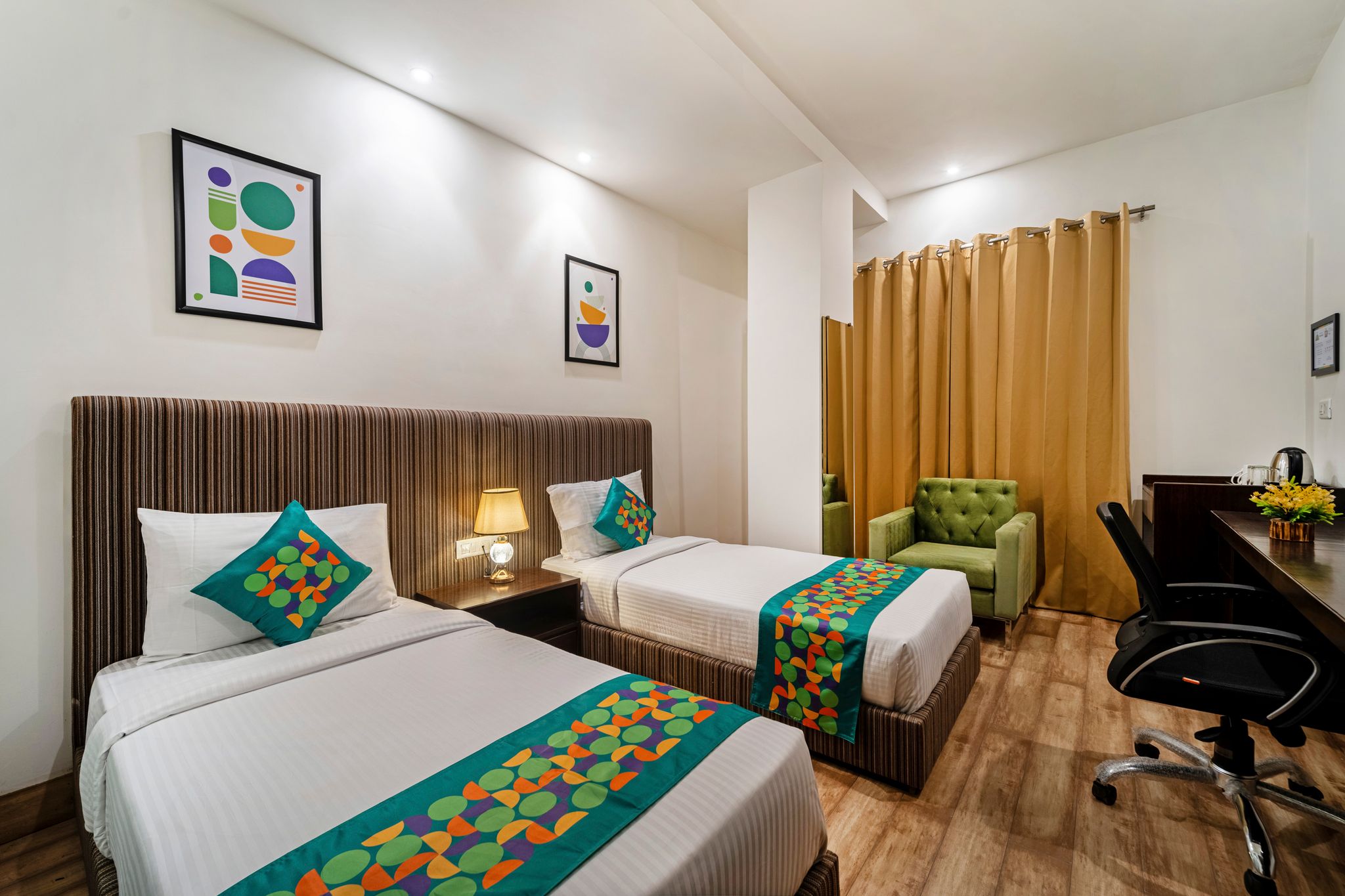 Economy Room