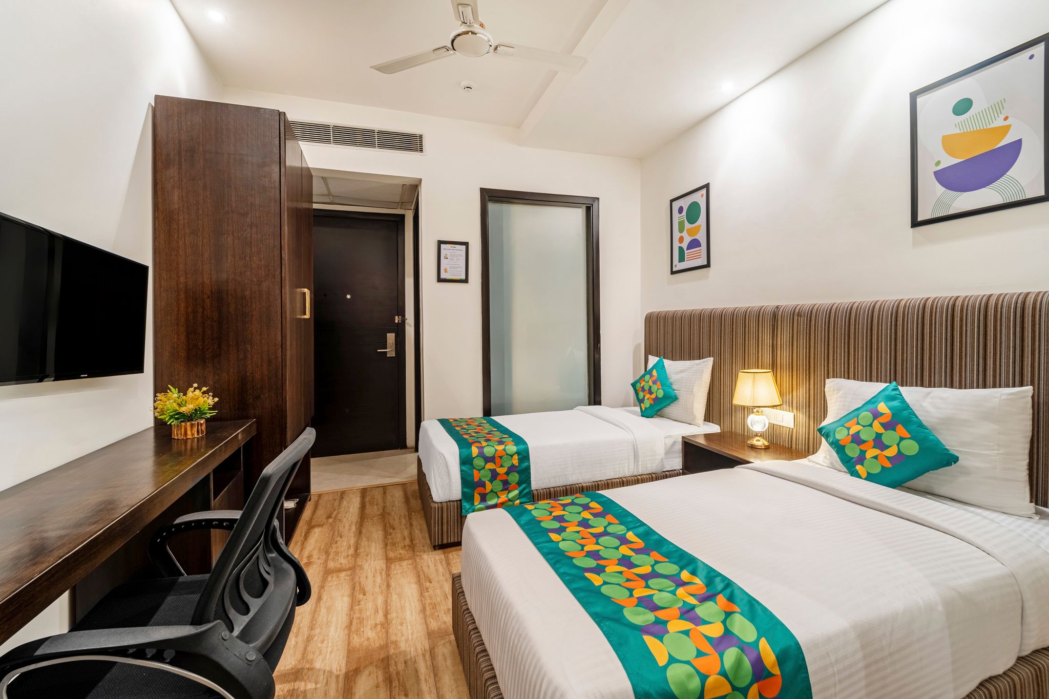 Economy Room