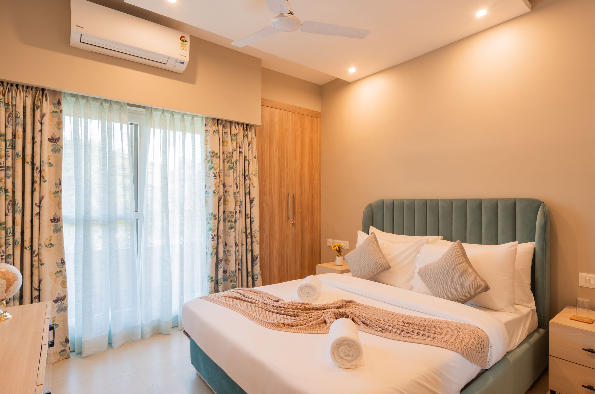 ELIVAAS Villa Paraiso 4 BHK with Pool & Bar 4 BHK Villa with Pvt Pool