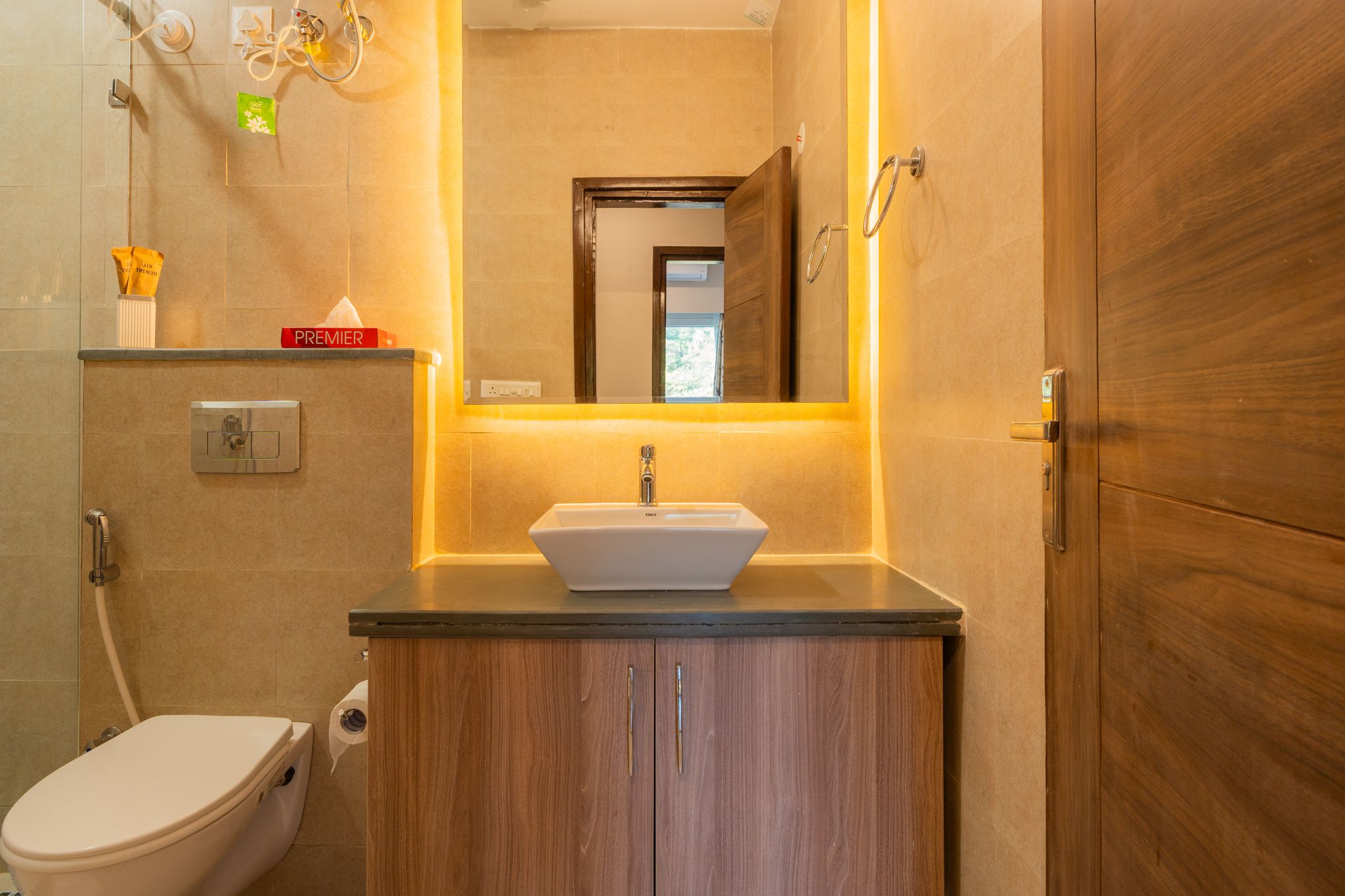 ELIVAAS Villa Paraiso 4 BHK with Pool & Bar 4 BHK Villa with Pvt Pool 3