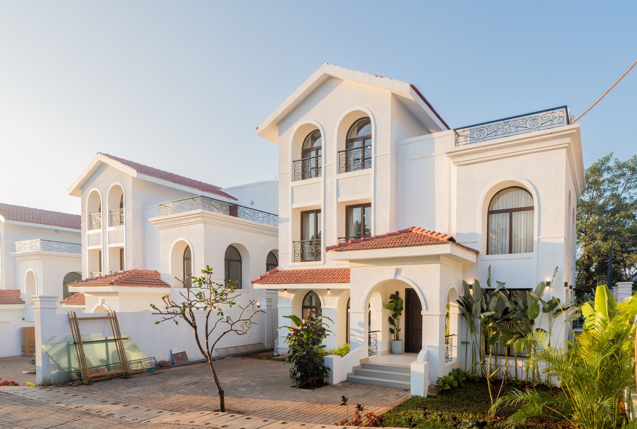 ELIVAAS Villa Paraiso 4 BHK with Pool & Bar