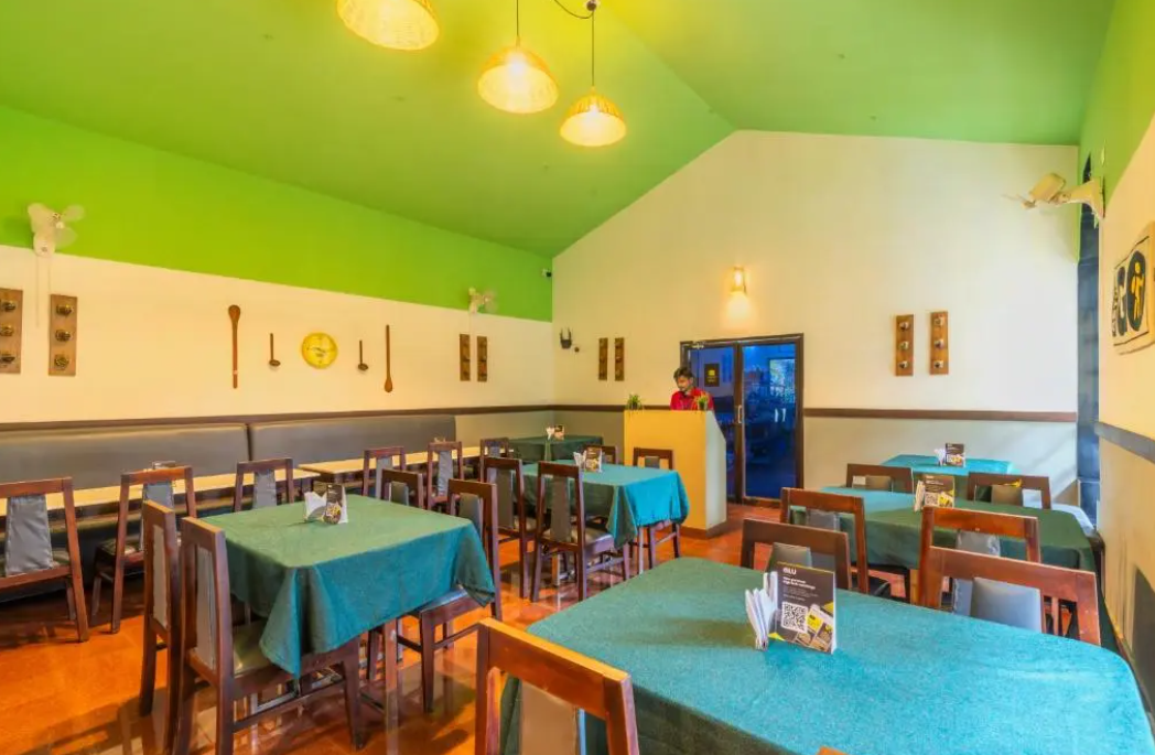 Food & Dining