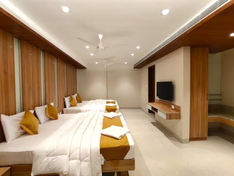 THE PARADISE KINGDOM Comfort Room 3