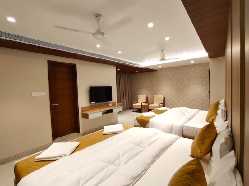 THE PARADISE KINGDOM Comfort Room 2