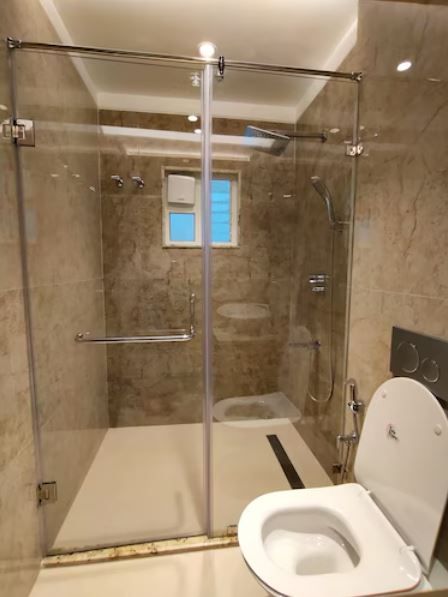 THE PARADISE KINGDOM Comfort Room 5