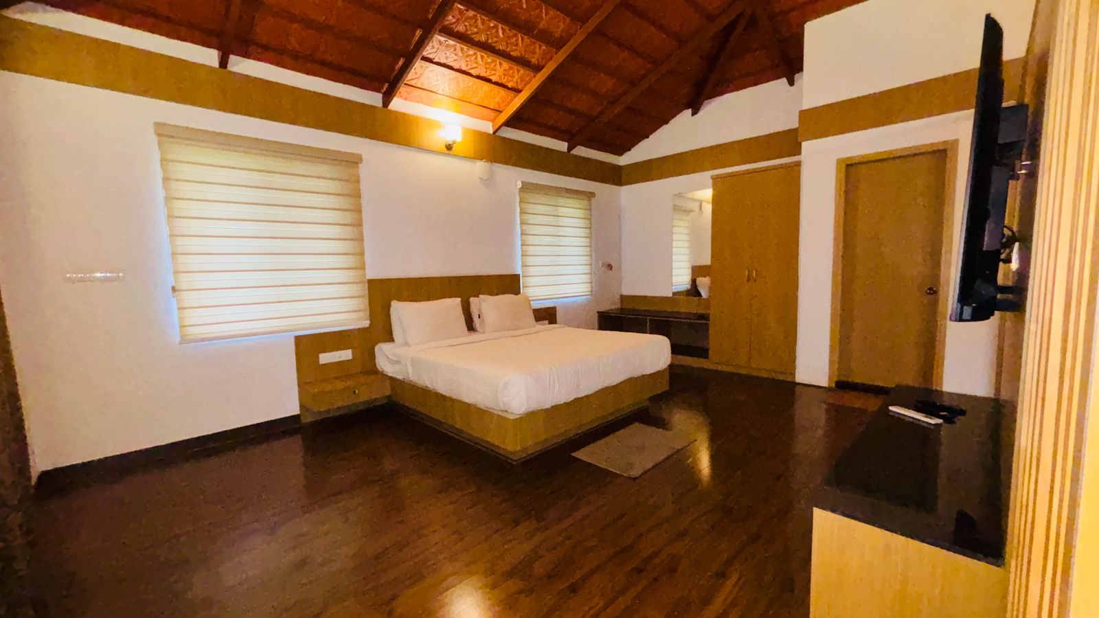 Tranquil Revtree Resort Deluxe Room 3