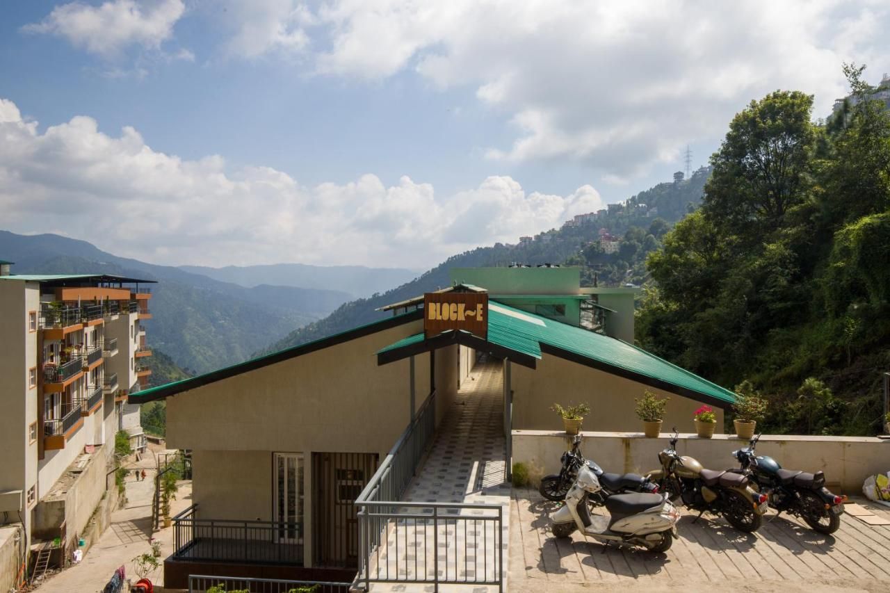 Alaya Stays 3 BHK Apartment with Scenic Views | Cliff Perch