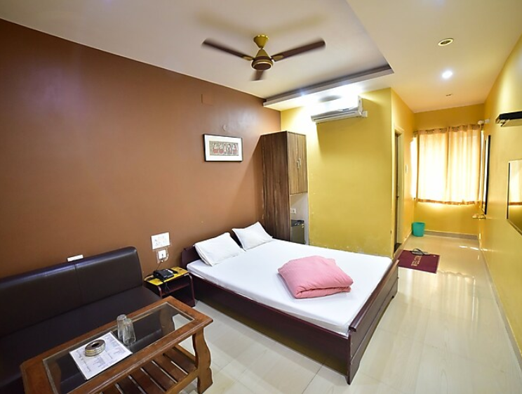 Rama Residency Deluxe Room 