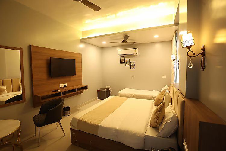 Super Deluxe Room