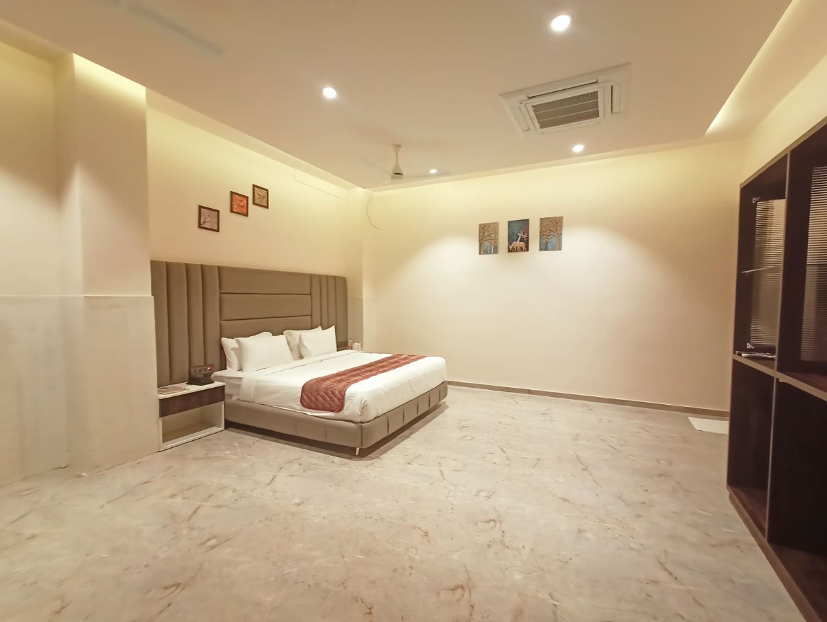 Radhamangal Colors Inn