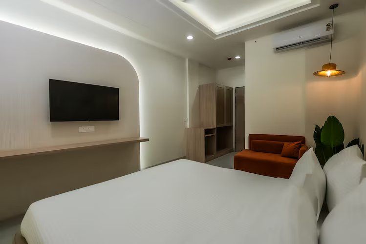 Hotel Elinor Yellow Sapphire 6