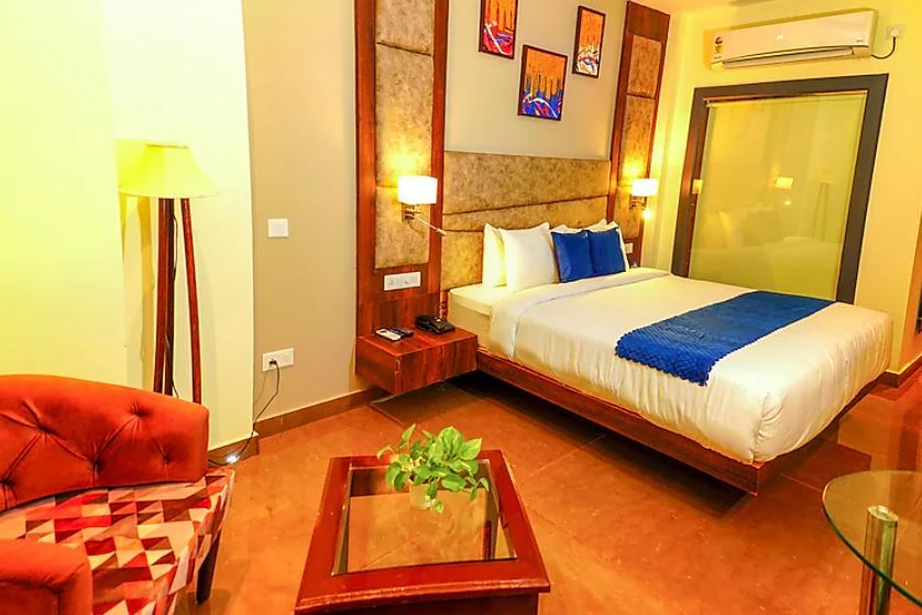 Aachman Riviera | A Riverside Hotel Executive Classic Room - (Without Balcony) 6