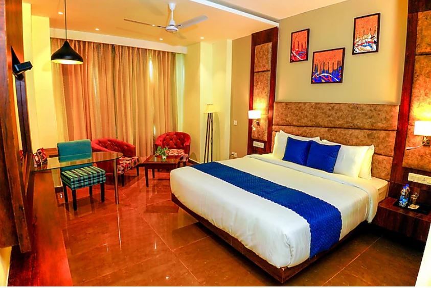 Aachman Riviera | A Riverside Hotel Executive Classic Room - (Without Balcony) 4