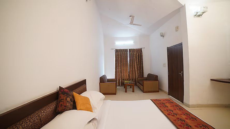 AC Deluxe (Ground Floor)