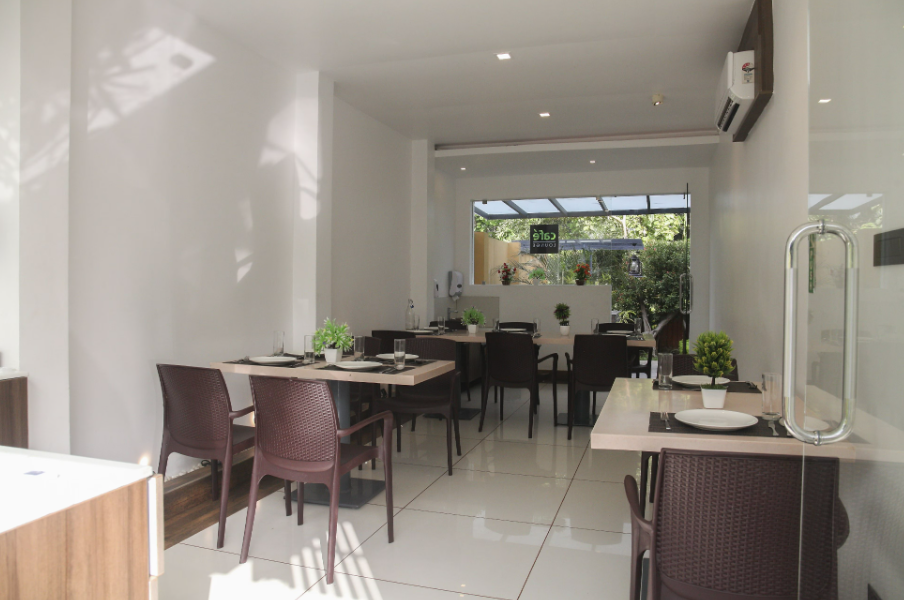 Food & Dining