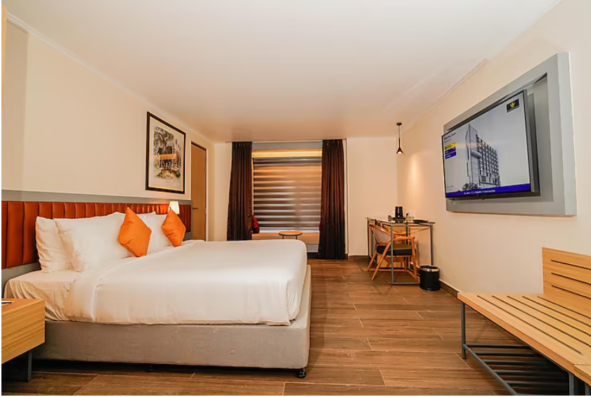 The Grand Sona Standard Room King Bedded