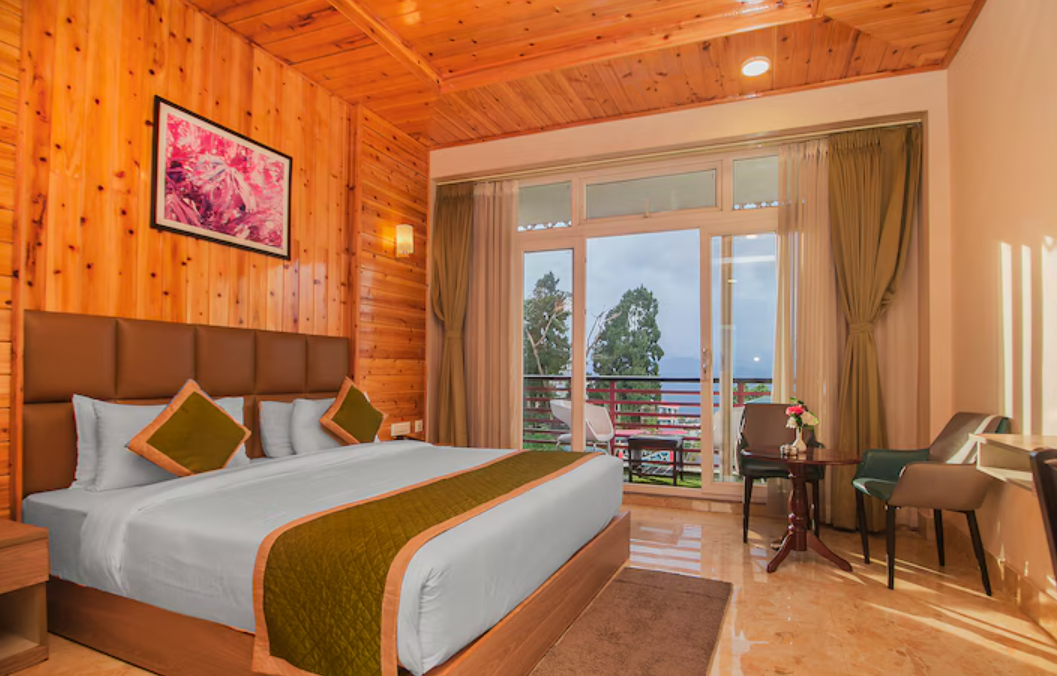 Hotel Maenamla Super Deluxe With Balcony and Kanchanjunga View 2